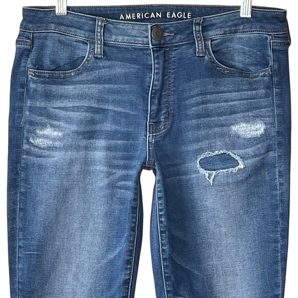 American Eagle Jegging Super Stretch Size 12 Medium Wash Distressed Patches AE - Picture 2 of 9